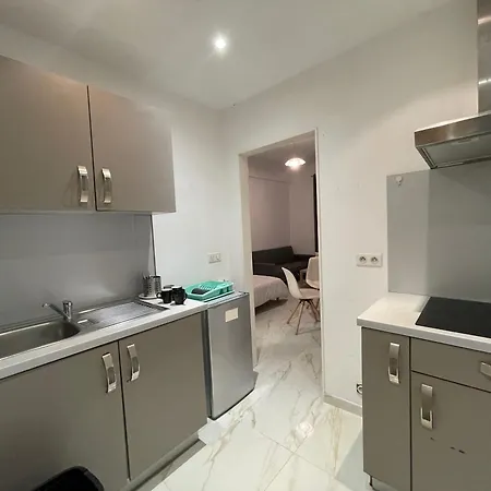 Apartament Studio, Centre Ville, Bord De Mer,
