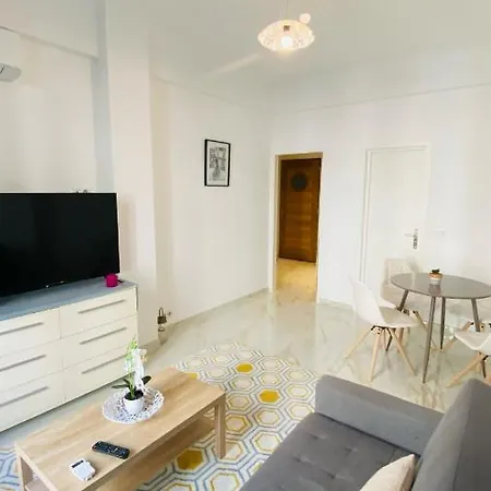 Studio, Centre Ville, Bord De Mer, * Nizza