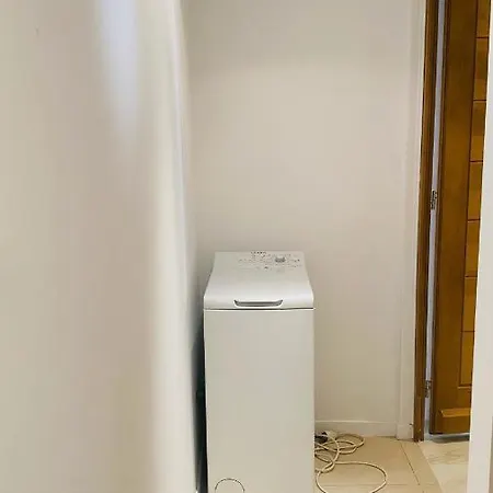 Studio, Centre Ville, Bord De Mer, * Nice