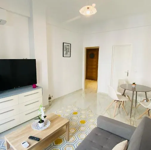 Studio, Centre Ville, Bord De Mer, * Nice