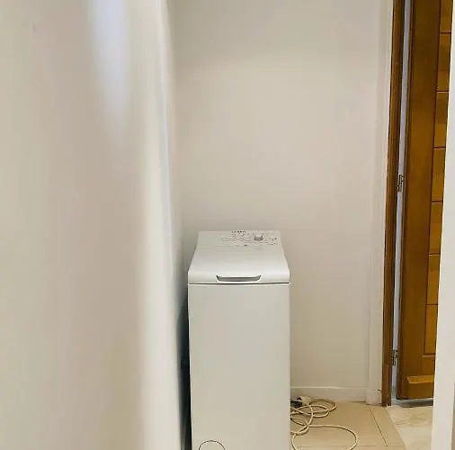 Studio, Centre Ville, Bord De Mer, * Nice