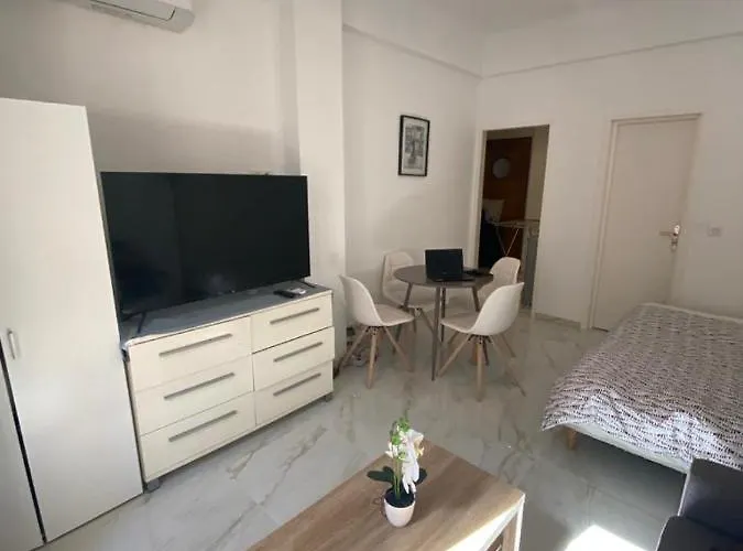 Appartement Studio, Centre Ville, Bord De Mer,