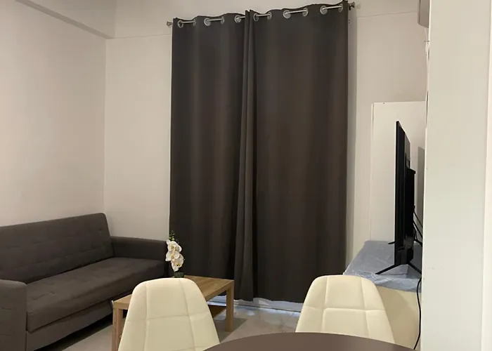 Appartement Studio, Centre Ville, Bord De Mer, *